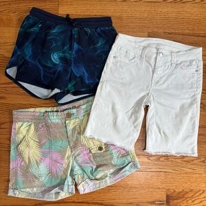 All in Motion & Mossimo Supply Co & Celebrity active shorts Bundle 3 pieces sets
